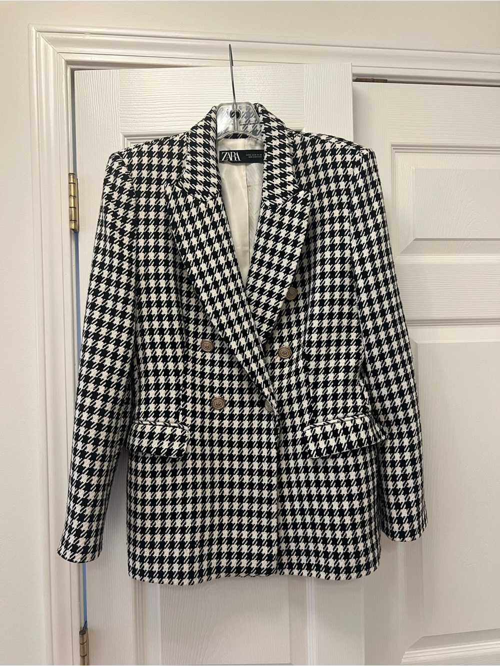 ZARA Black and White Houndstooth Double-Breasted Blazer with Gold Buttons